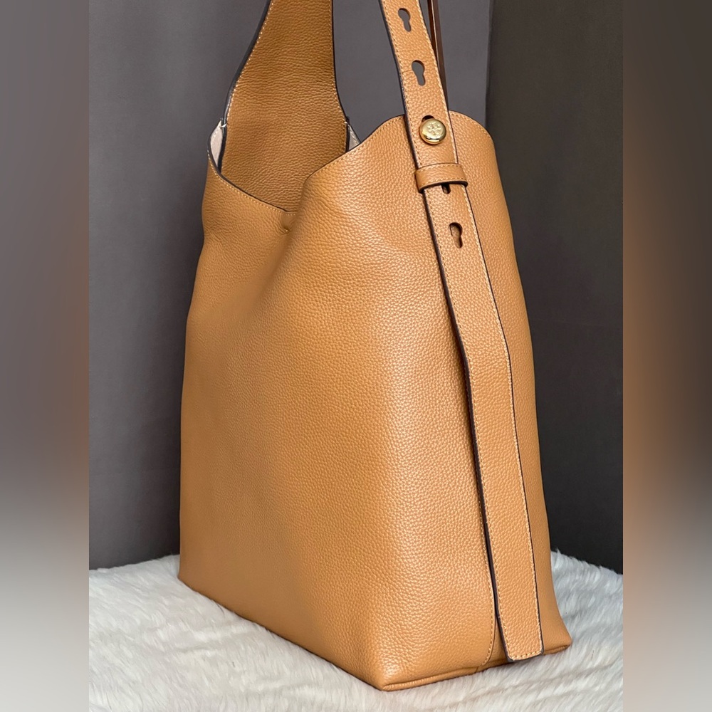 170964 - Tory Burch Romy Hobo Bag - Picture 3 of 13